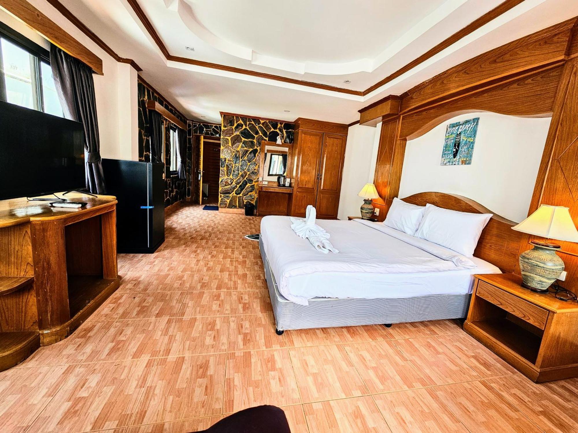 Patong Rockshore Patong