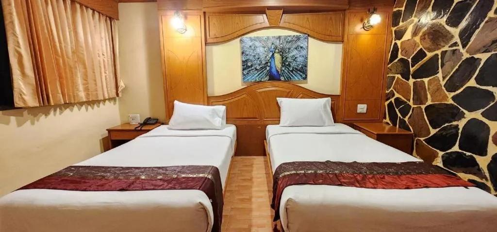Rockshore Hotel 2*